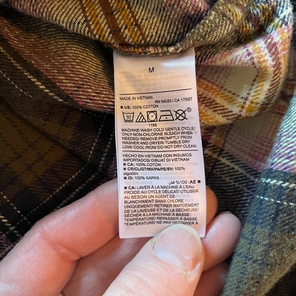 Women's Old Navy Flannel Shirt Olive Plaid size M - Picture 4 of 7